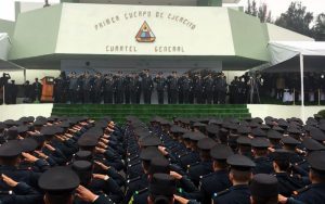 Ejército reconoce a 701 elementos por obtener altas puntuaciones en exámenes