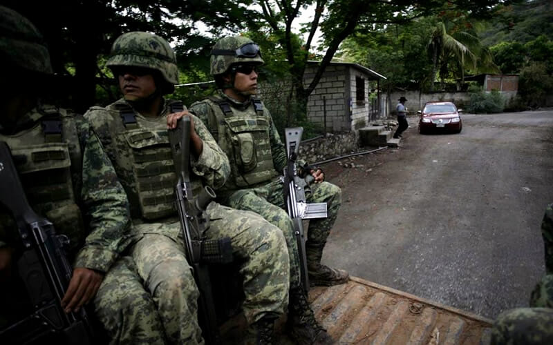 Mueren tres militares en tras emboscada en Coyuca, Guerrero